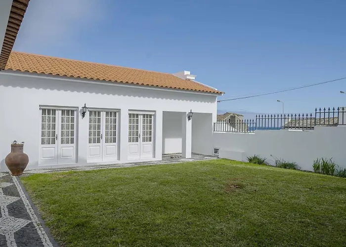 Chalet De La Croix